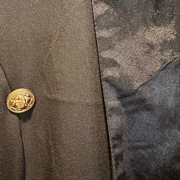 Elegant Double-Breasted Blazer in Navy - Picture 3 of 5